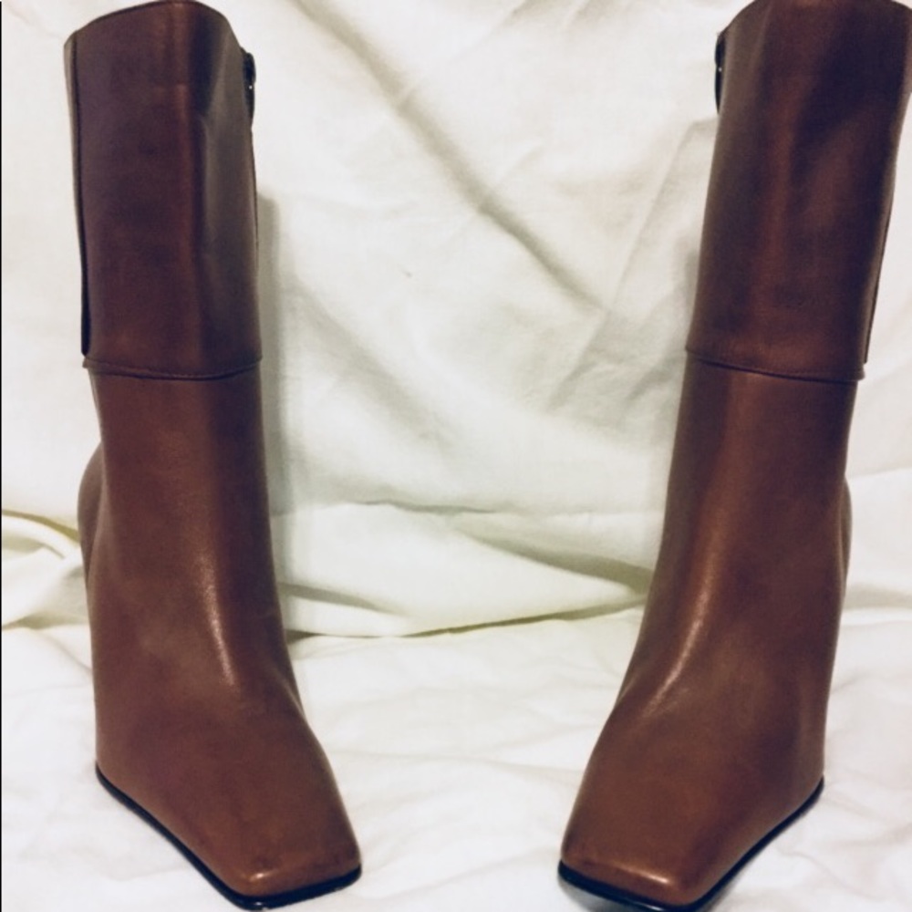 Anne Klein, Leather, Mid-calf boot.